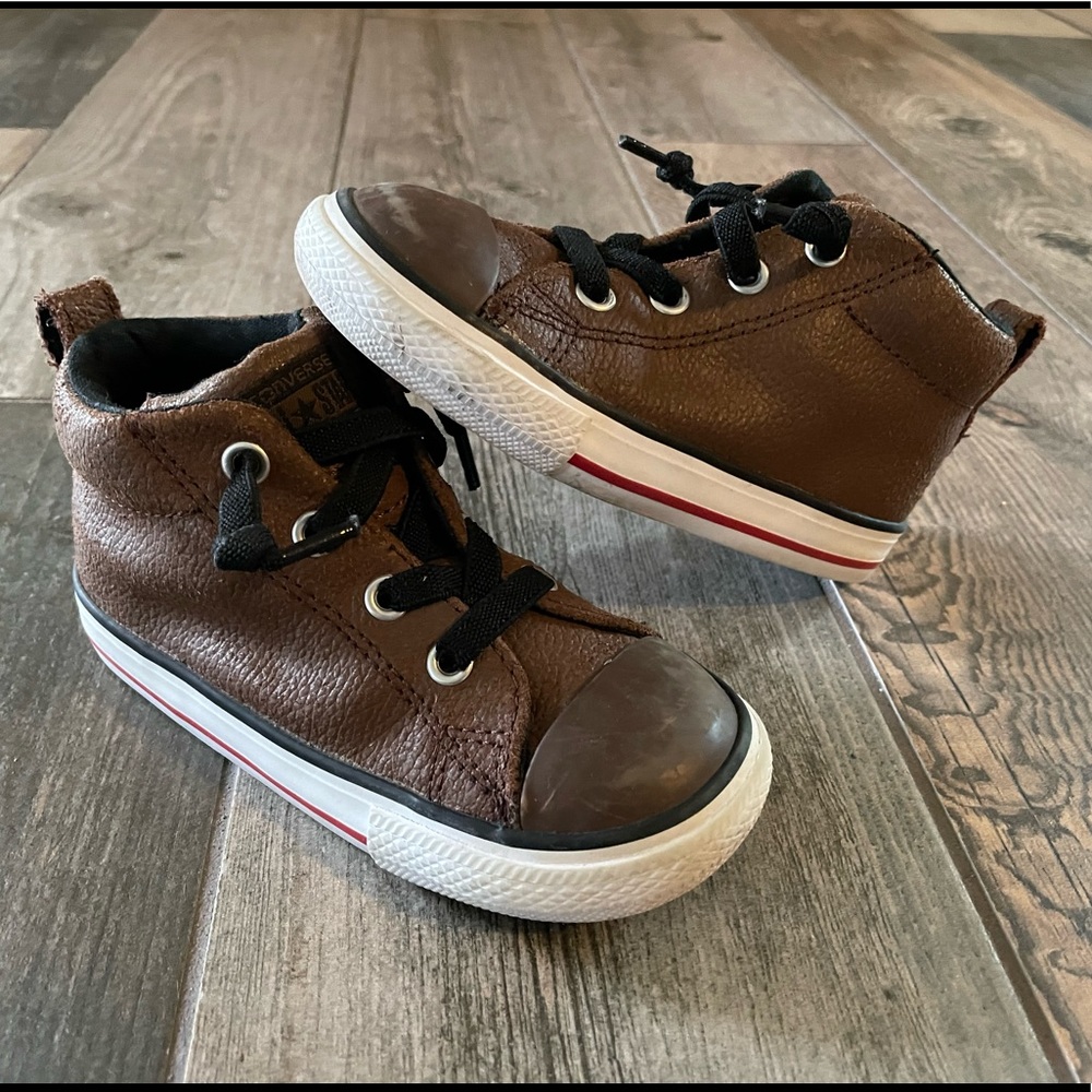 Converse Toddler Boys Brown Leather Sneakers Sz. 8